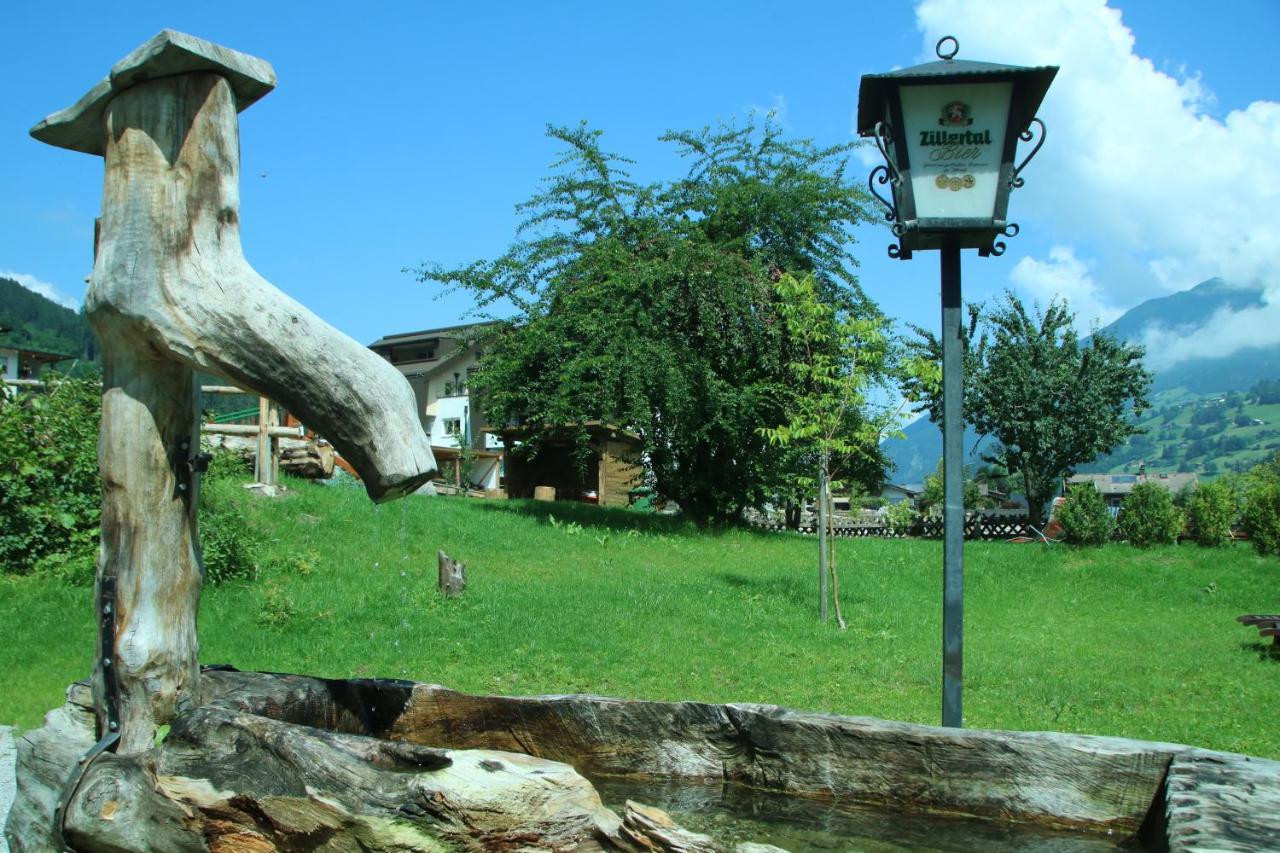 Gasthof Zum Lowen Aschau Im Zillertal Exterior photo