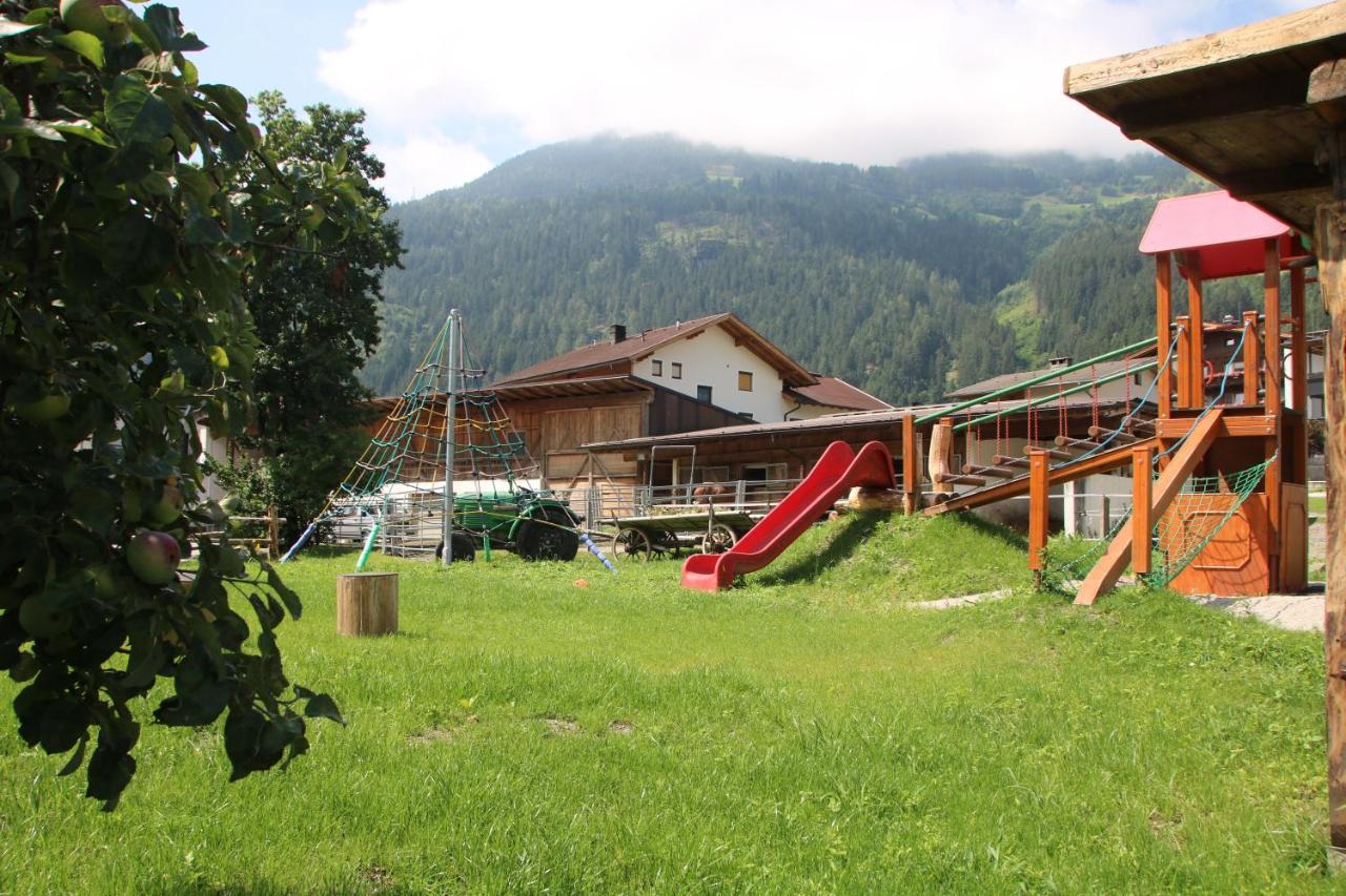 Gasthof Zum Lowen Aschau Im Zillertal Exterior photo